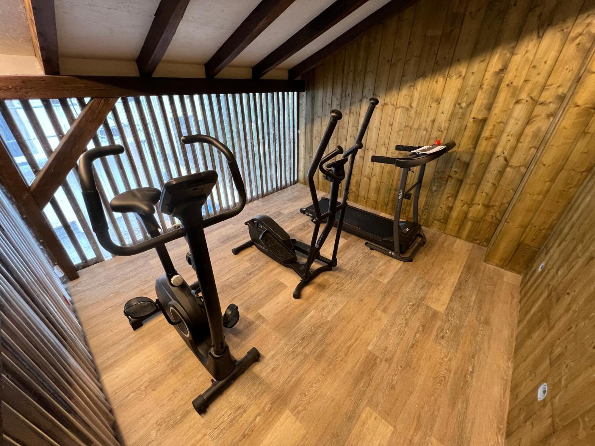 Esprit Jaune - Cosy Studio Salengro - Sauna & Sport Club Mulhouse Exterior photo